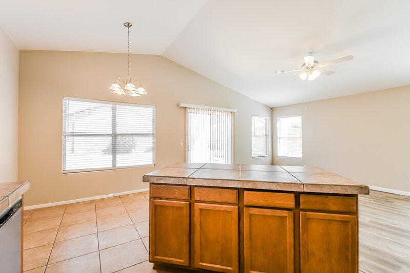 1,835/Mo, 3034 W Melinda Ln Phoenix, AZ 85027 Kitchen View 2