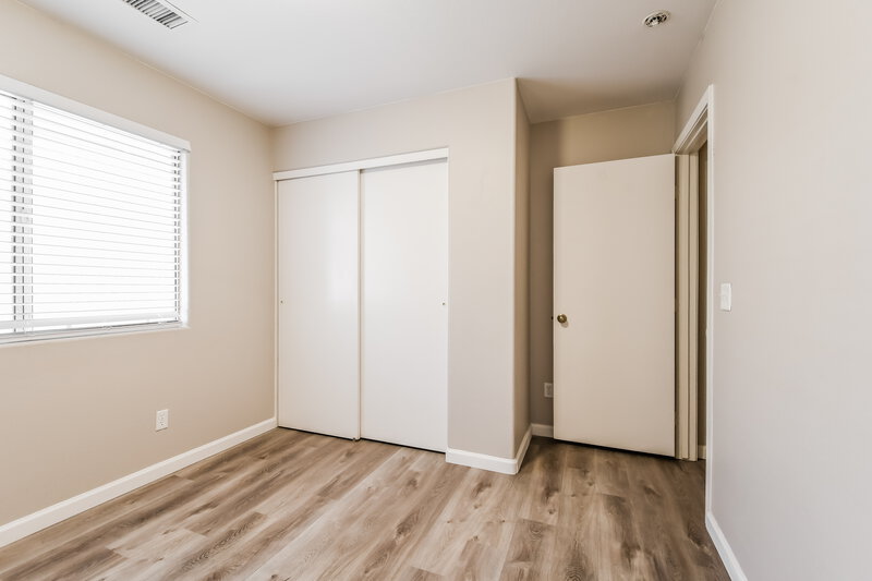 1,835/Mo, 3034 W Melinda Ln Phoenix, AZ 85027 Bedroom View