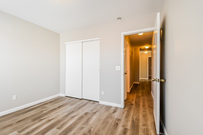 1,835/Mo, 3034 W Melinda Ln Phoenix, AZ 85027 Bedroom View 2