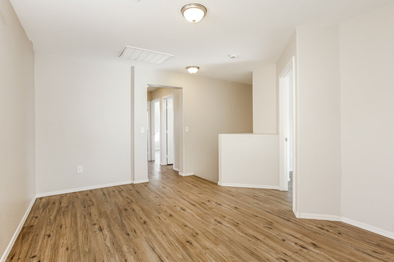 1,815/Mo, 3905 W Park St Phoenix, AZ 85041 Loft View