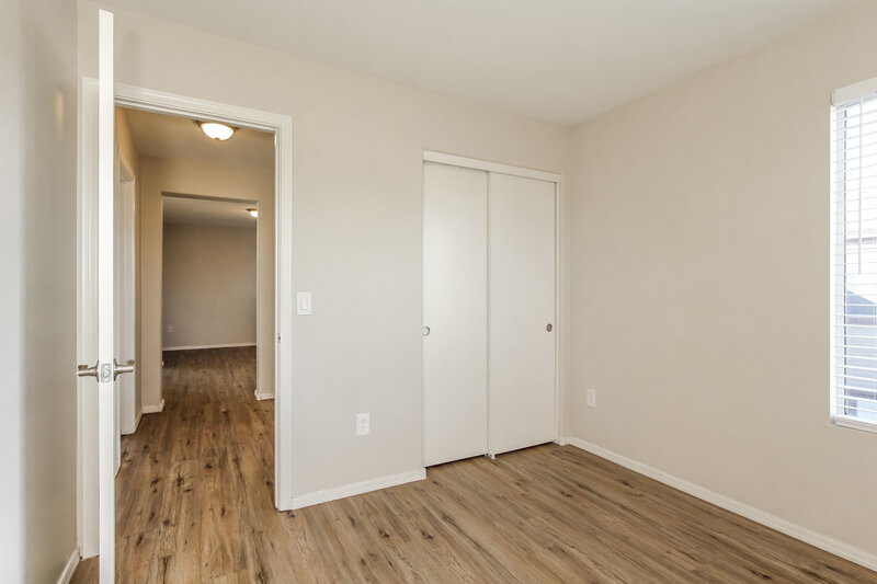 1,815/Mo, 3905 W Park St Phoenix, AZ 85041 Bedroom View 2