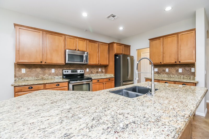 3,765/Mo, 5480 S Scott Pl Chandler, AZ 85249 Kitchen View