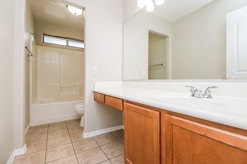 3,765/Mo, 5480 S Scott Pl Chandler, AZ 85249 Bathroom View 2