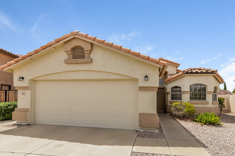 2,335/Mo, 2044 S Avoca Cir Mesa, AZ 85209 External View