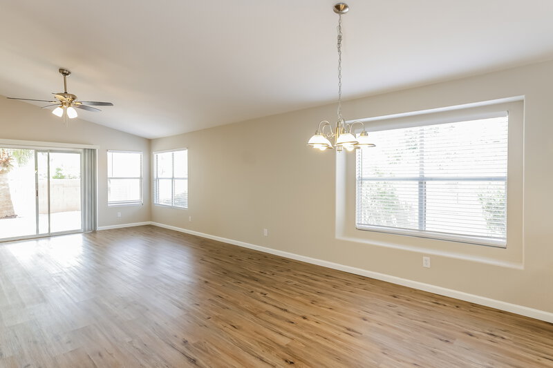 2,335/Mo, 2044 S Avoca Cir Mesa, AZ 85209 Dining Room View 2