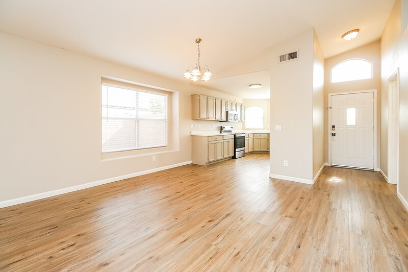 2,235/Mo, 2044 S Avoca Cir Mesa, AZ 85209 Living Room View 3