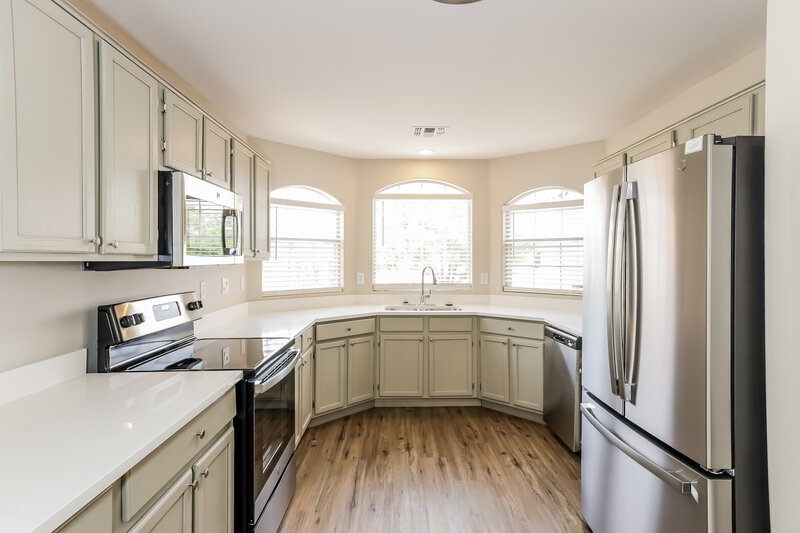 2,335/Mo, 2044 S Avoca Cir Mesa, AZ 85209 Kitchen View