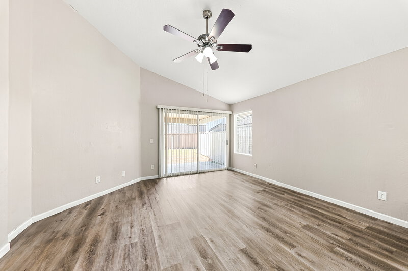 2,570/Mo, 20428 N 9th St Phoenix, AZ 85024 Dining Room View
