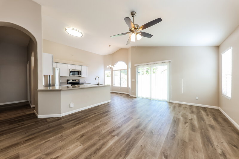 2,020/Mo, 8338 W Bluefield Ave Peoria, AZ 85382 Living Room View 3