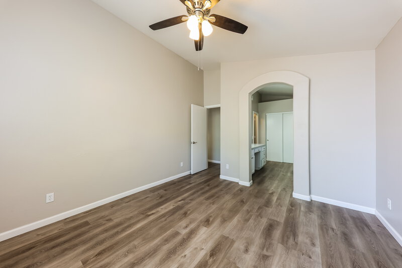 2,020/Mo, 8338 W Bluefield Ave Peoria, AZ 85382 Main Bedroom View 2