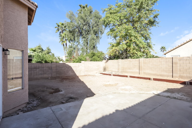 2,020/Mo, 8338 W Bluefield Ave Peoria, AZ 85382 Backyard View
