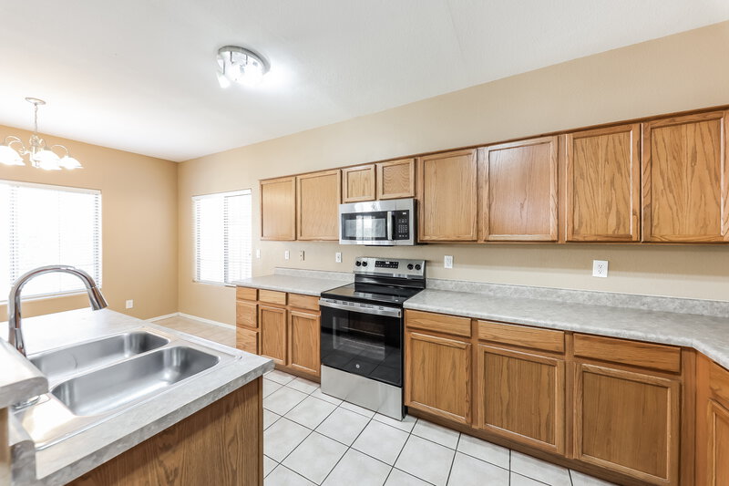 2,610/Mo, 16142 W Banff Ln Surprise, AZ 85379 Kitchen View 2