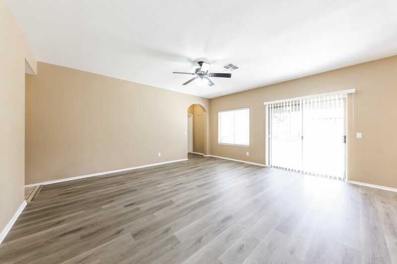 2,610/Mo, 16142 W Banff Ln Surprise, AZ 85379 Family Room View