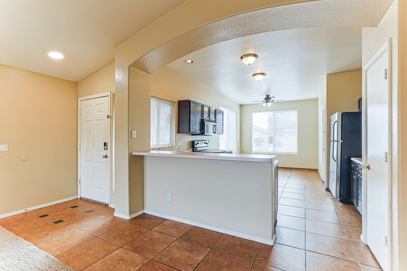 2,155/Mo, 3960 E Redfield Ct Gilbert, AZ 85234 Kitchen View