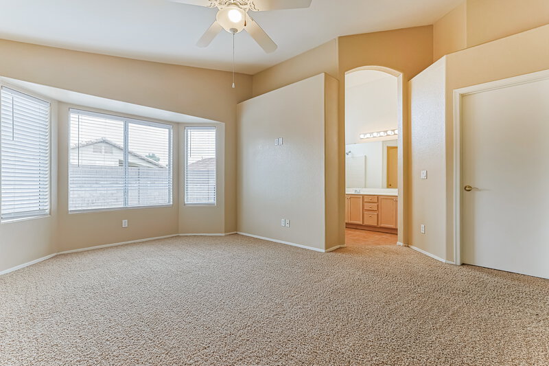 2,155/Mo, 3960 E Redfield Ct Gilbert, AZ 85234 Main Bedroom View 2