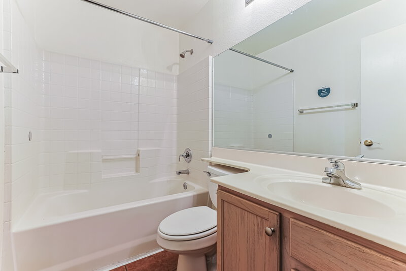 2,155/Mo, 3960 E Redfield Ct Gilbert, AZ 85234 Bathroom View