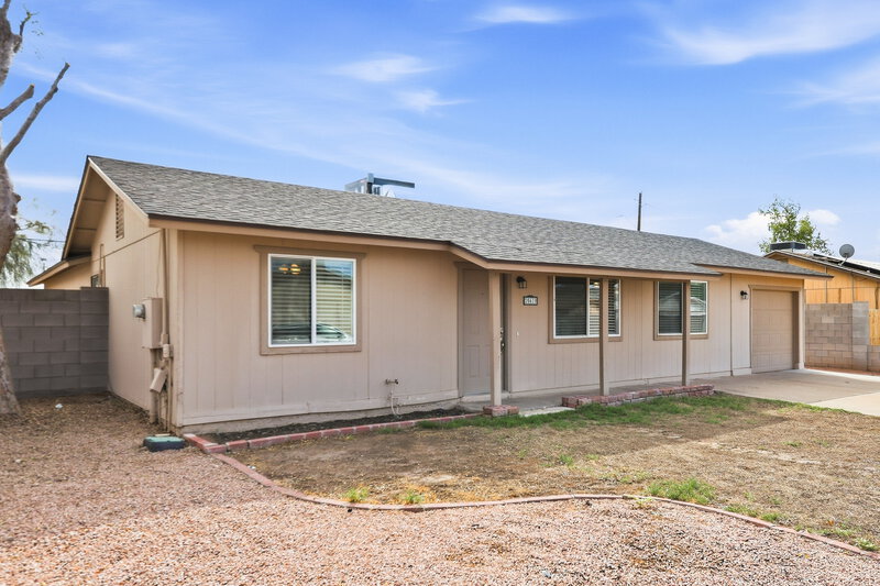 2,665/Mo, 20419 N 8th Ave Phoenix, AZ 85027 Front View