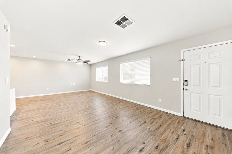 2,665/Mo, 20419 N 8th Ave Phoenix, AZ 85027 Living Room View 2