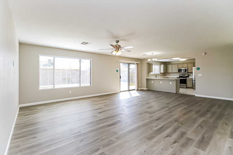 2,045/Mo, 4537 N 87th Ave Phoenix, AZ 85037 Misc View