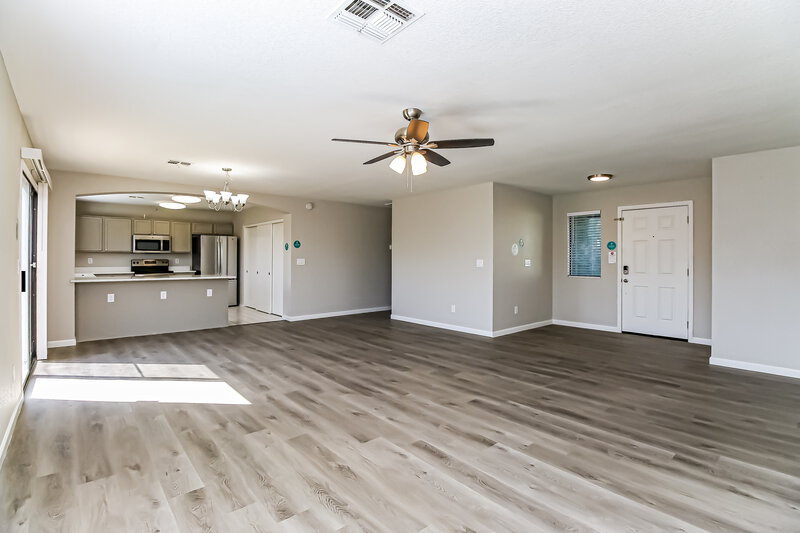 2,045/Mo, 4537 N 87th Ave Phoenix, AZ 85037 Misc View 2