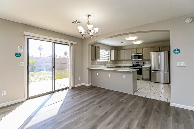 2,045/Mo, 4537 N 87th Ave Phoenix, AZ 85037 Misc View 5