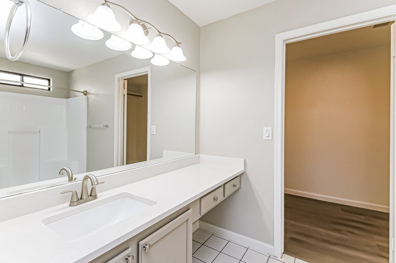 2,045/Mo, 4537 N 87th Ave Phoenix, AZ 85037 Misc View 10