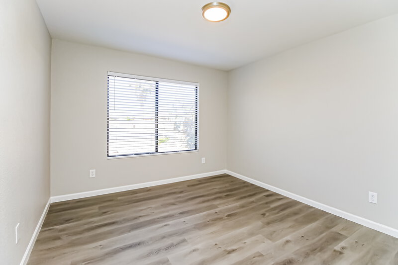 2,045/Mo, 4537 N 87th Ave Phoenix, AZ 85037 Misc View 11