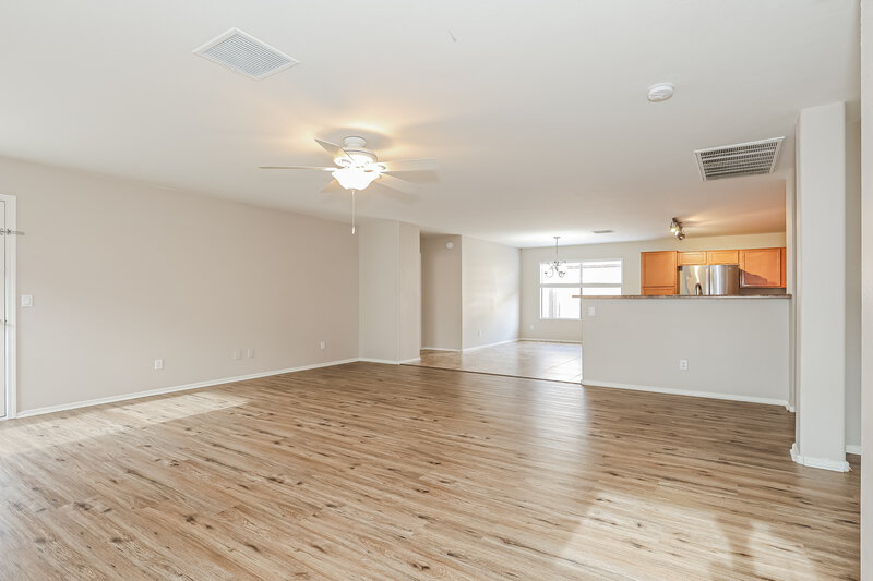 1,785/Mo, 43680 W Bedford Dr Maricopa, AZ 85138 Living Room View