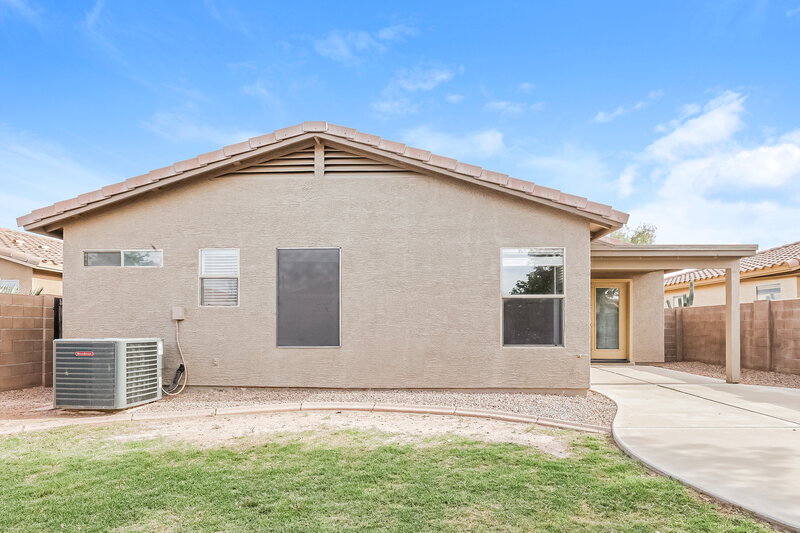 1,785/Mo, 43680 W Bedford Dr Maricopa, AZ 85138 Rear View