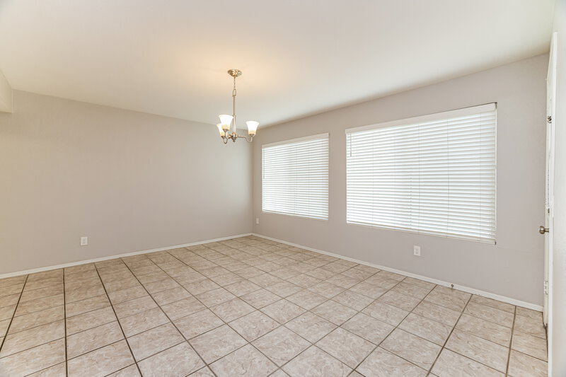 2,110/Mo, 20825 N 1St Ln Phoenix, AZ 85027 Dining Room View