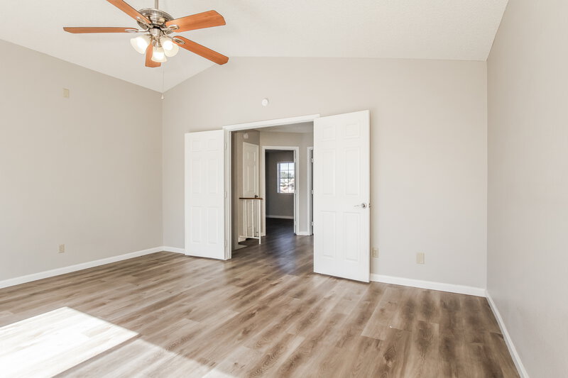 2,300/Mo, 4045 W Avenida del Sol Glendale, AZ 85310 Main Bedroom View