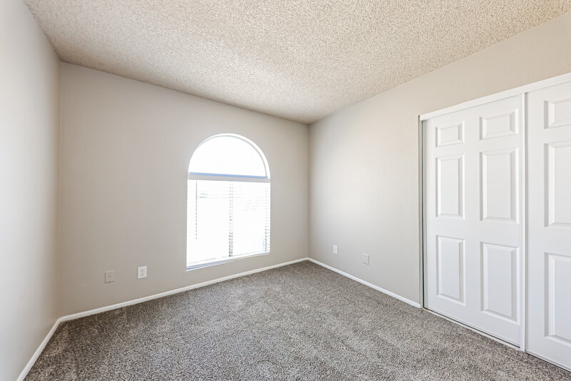 1,850/Mo, 4323 W Piute Ave Glendale, AZ 85308 Bedroom View 2