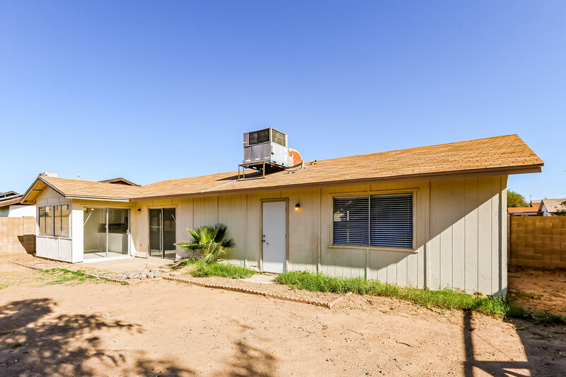 1,850/Mo, 4323 W Piute Ave Glendale, AZ 85308 Rear View