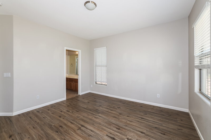 2,360/Mo, 13492 W Cypress St Goodyear, AZ 85395 Bedroom View 3