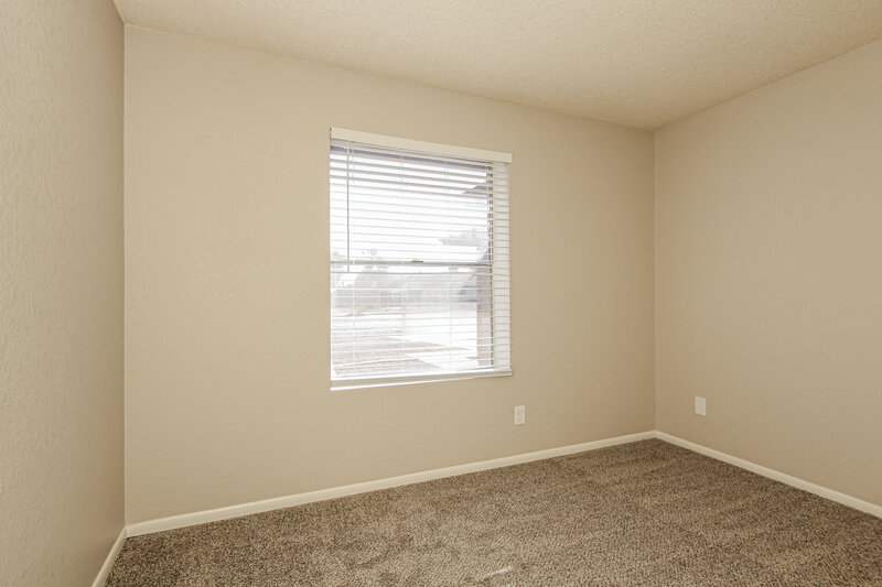1,790/Mo, 6750 W Cholla St Peoria, AZ 85345 Bedroom View