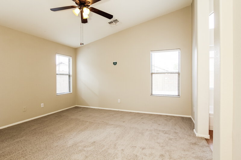 2,310/Mo, 4614 W Beverly Rd Laveen, AZ 85339 Main Bedroom View