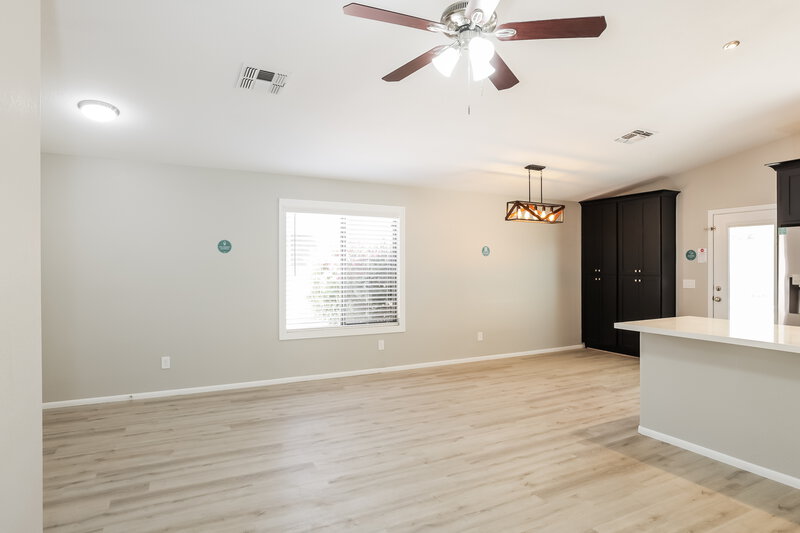 2,065/Mo, 8751 W Loma Ln Peoria, AZ 85345 Living Room View 2