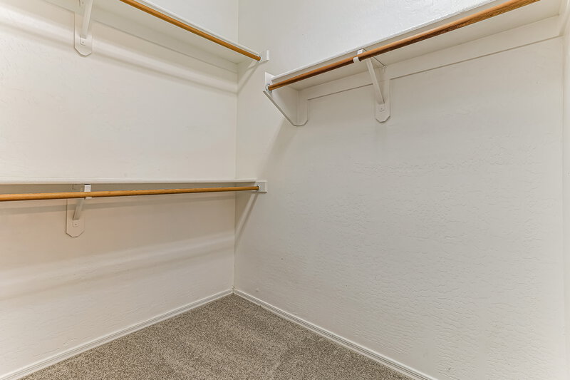 2,540/Mo, 2081 E Runaway Bay Pl Chandler, AZ 85249 Walk In Closet View