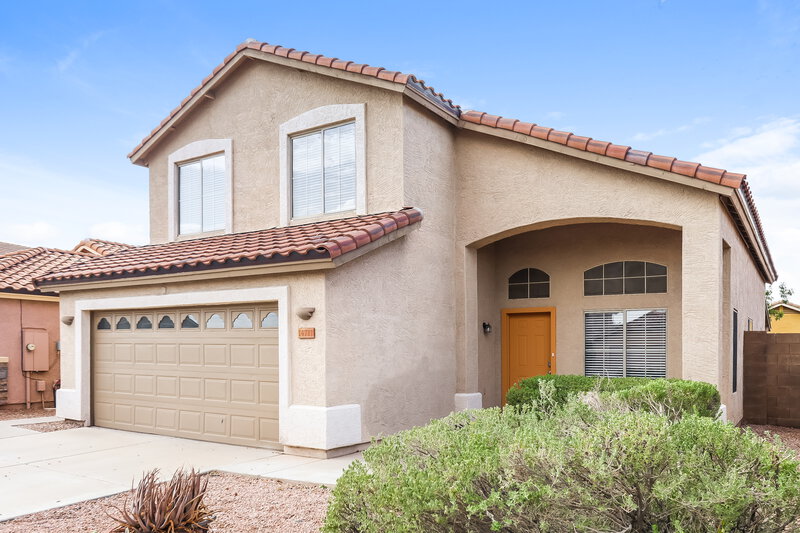 2,200/Mo, 14711 W Ely Dr Surprise, AZ 85374 Front View