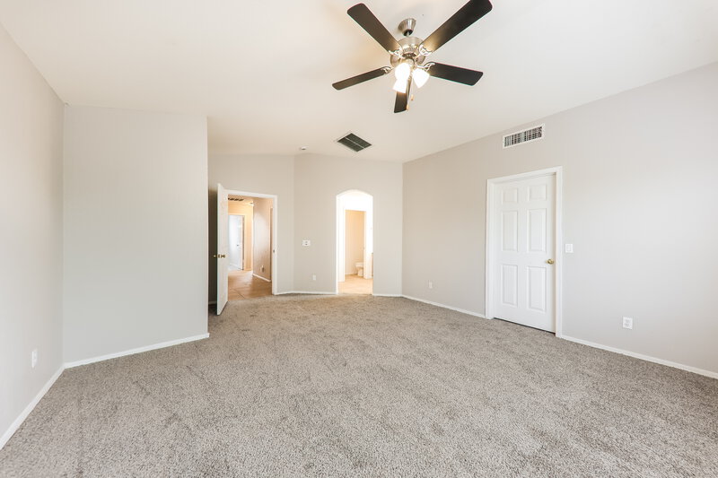 2,200/Mo, 14711 W Ely Dr Surprise, AZ 85374 Main Bedroom View 2