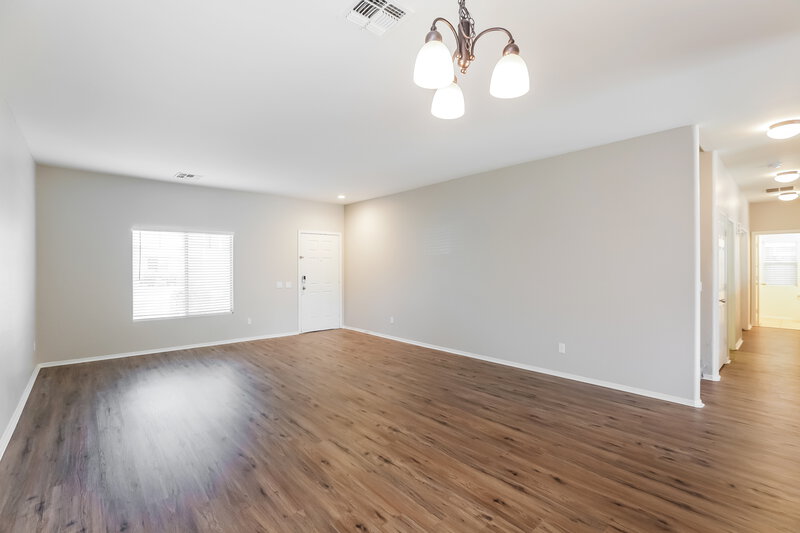 2,235/Mo, 5130 W Apollo Rd Laveen, AZ 85339 Dining Room View