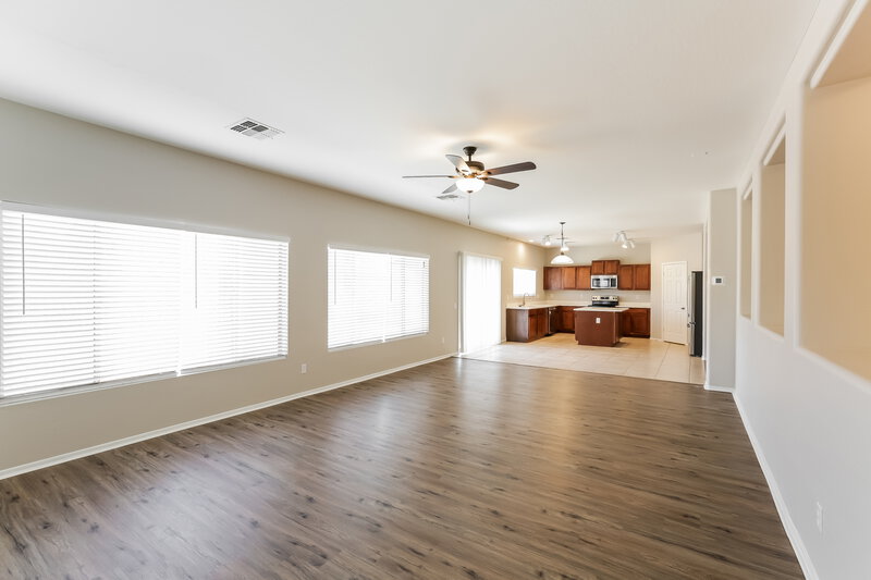 2,235/Mo, 5130 W Apollo Rd Laveen, AZ 85339 Family Room View
