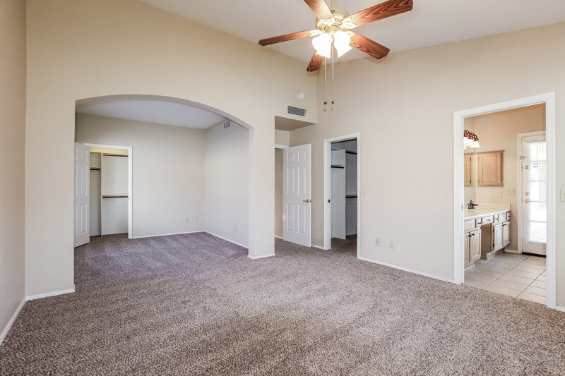 2,835/Mo, 6709 W Topeka Dr Glendale, AZ 85308 masterbedroom View