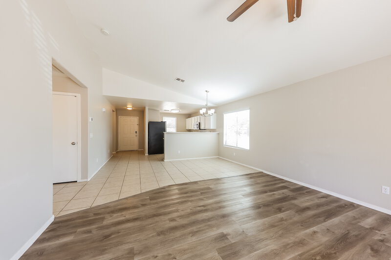 1,810/Mo, 11335 W Crestbrook Dr Surprise, AZ 85378 Misc View 3