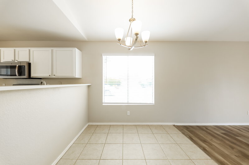 0/Mo, 11335 W Crestbrook Dr Surprise, AZ 85378 Dining Room View 2