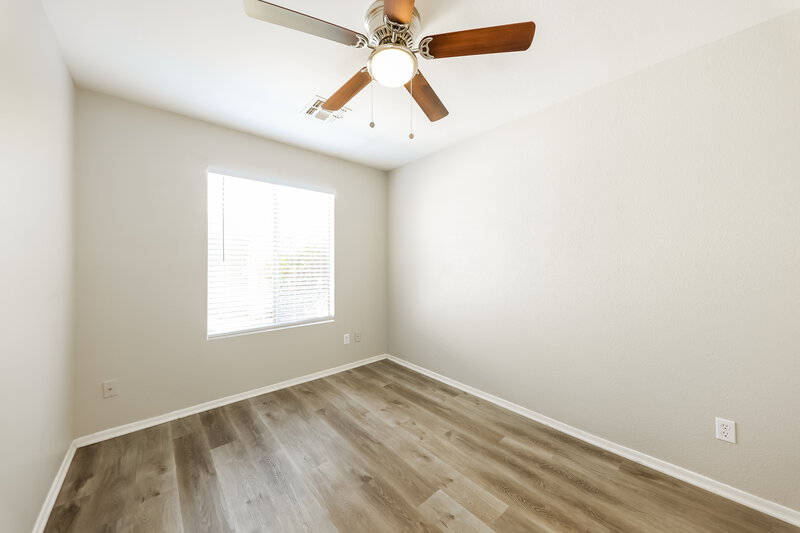 0/Mo, 11335 W Crestbrook Dr Surprise, AZ 85378 Bedroom View