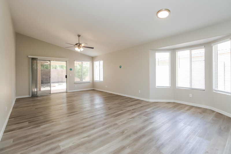 2,660/Mo, 1506 S Dove St Gilbert, AZ 85233 Living Room View