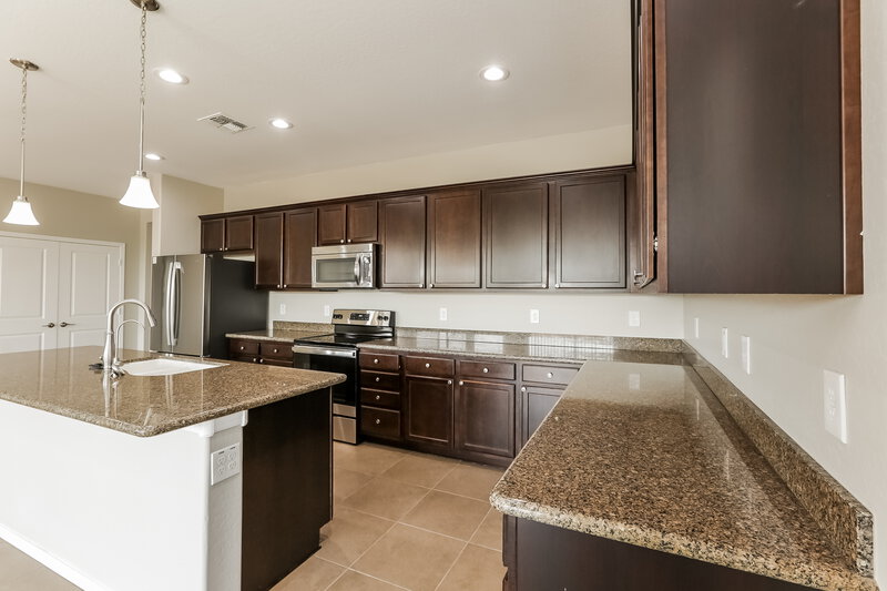 3,120/Mo, 22657 E Via del Verde Queen Creek, AZ 85142 Kitchen View