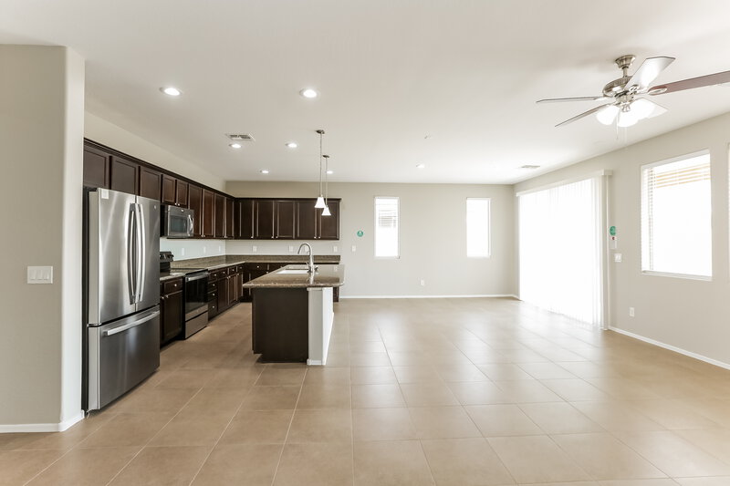 3,120/Mo, 22657 E Via del Verde Queen Creek, AZ 85142 Kitchen View 2