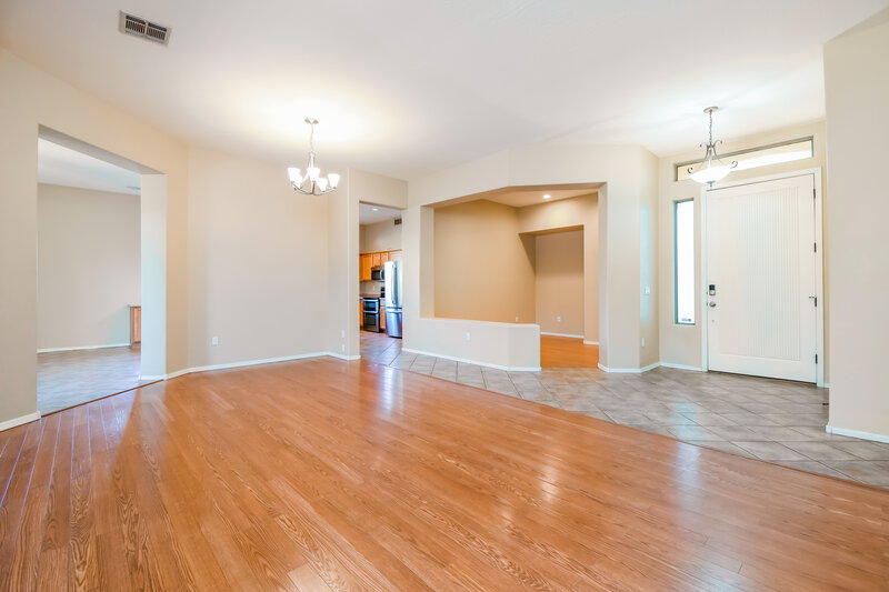 2,995/Mo, 1714 S Colonial Dr Gilbert, AZ 85295 Living Room View